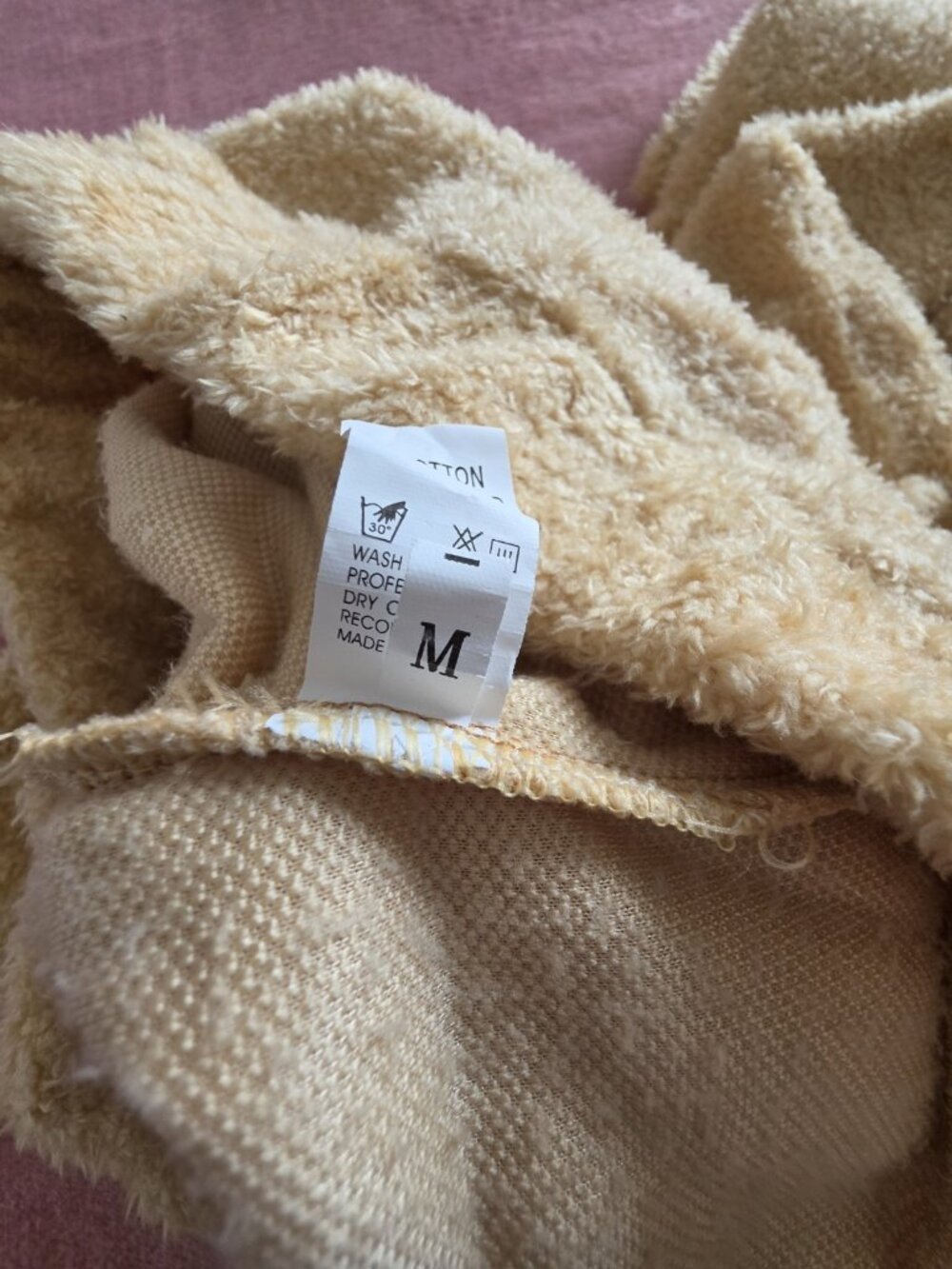 Beige Fleece 3-Piece Pajama Set Robe Tank & Pants w/ Pockets Size M - Picture 10 of 11